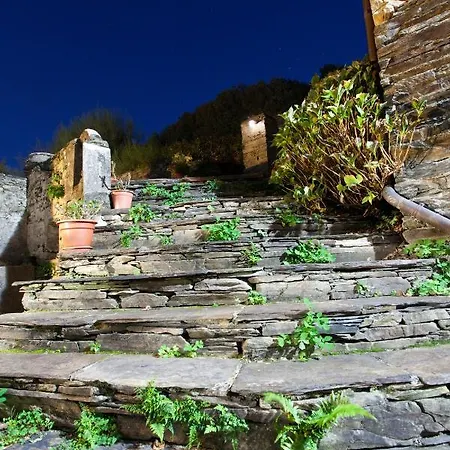 A Casoa منزل ريفي سانتا إيولاليا دي أوسكوس